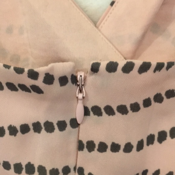 cAbi Blush Grey Print Dress Top Size 4 NWOT zipper - Picture 9 of 14